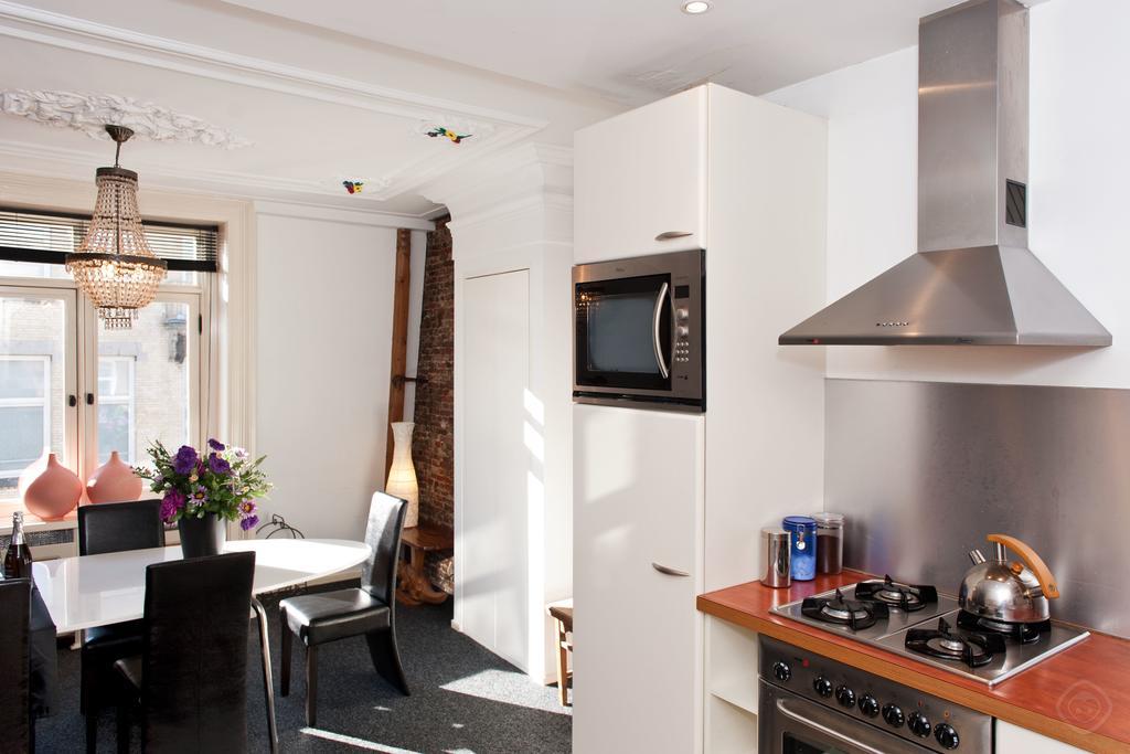 Canal Holiday Apartment Ámsterdam Habitación foto